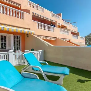 https://apartamento-yaiza-los-cristianos-playa-las-vistas.in-canary-islands.com